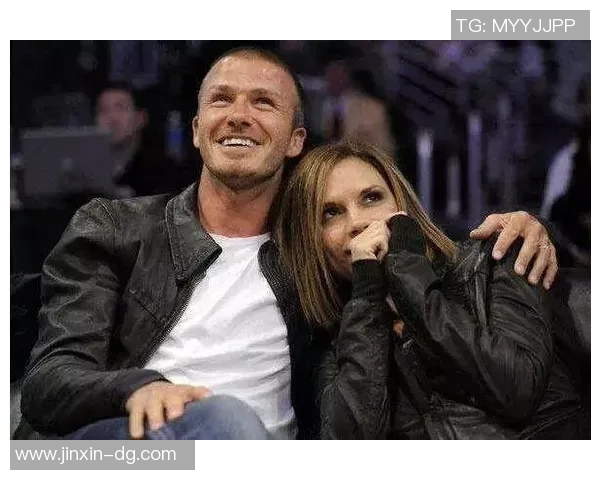 韩国足球明星夫妇的爱情故事与事业成就揭秘